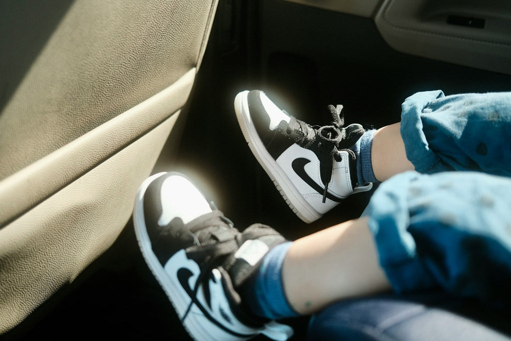 Resolving Growth Spurt Issues With Kids' Sneakers