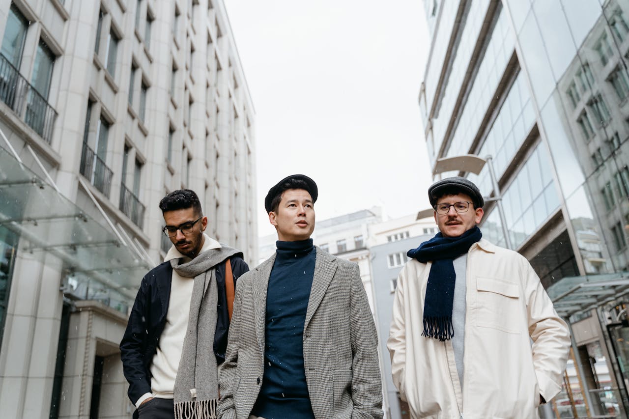 Mastering Layering in Men's Fashion: Essential Tips and Tricks from Men's Closet