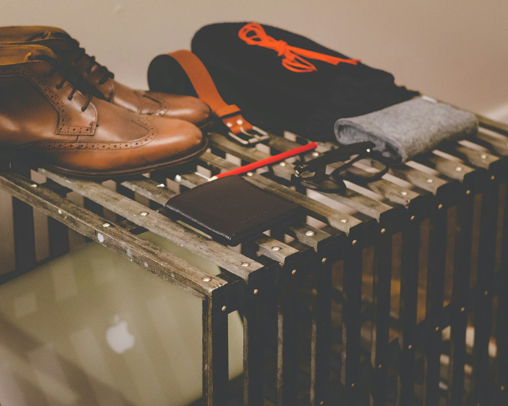 Top 5 Must-Have Men's Accessories for 2024: Elevating Your Style Game with Men's Closet